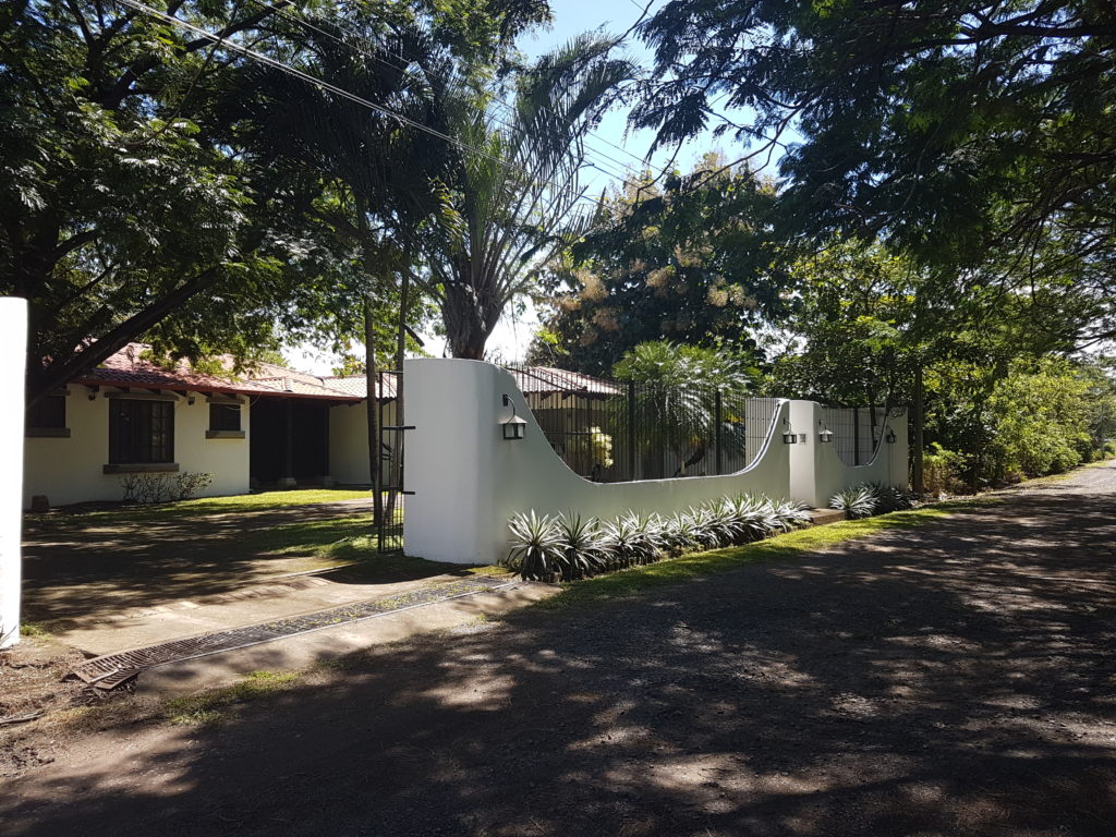 Casa Grande en Alquiler, Liberia. - De Oportunidad Guanacaste Bienes Raices